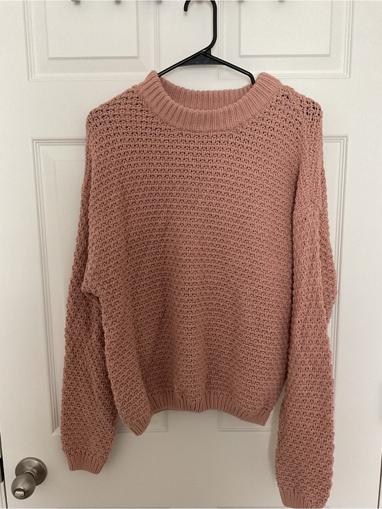Universal Thread Sweaters - Universal Thread Dusty Rose Crewneck Knit Sweater